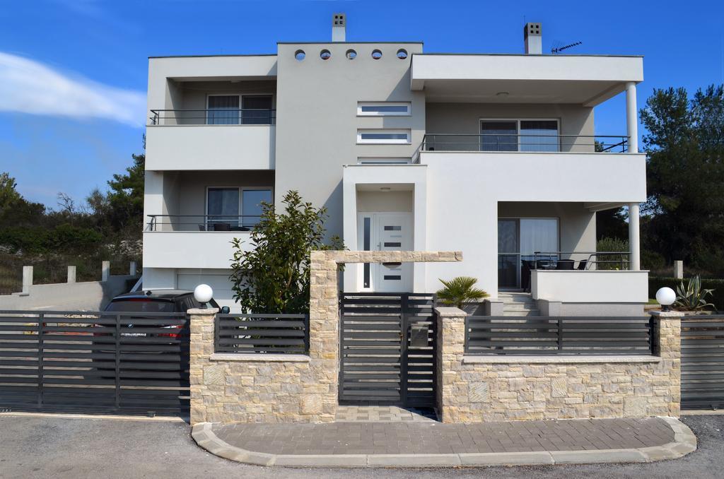 Miocic Apartament *